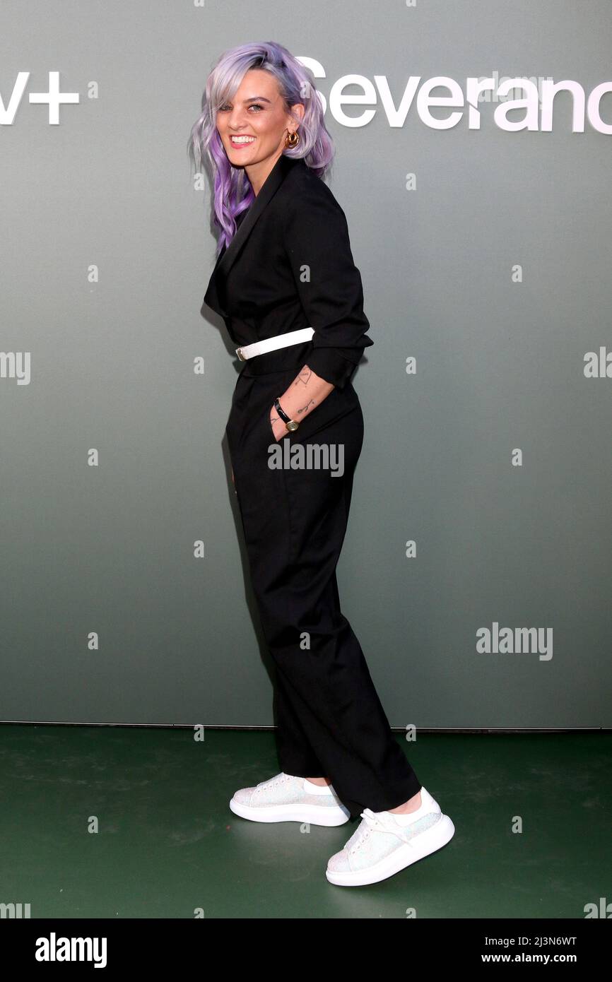 LOS ANGELES - Apr 8: Frankie Shaw alla Severance Finale Screening alla Directors Guild of America il 8 aprile 2022 a Los Angeles, CA Foto Stock