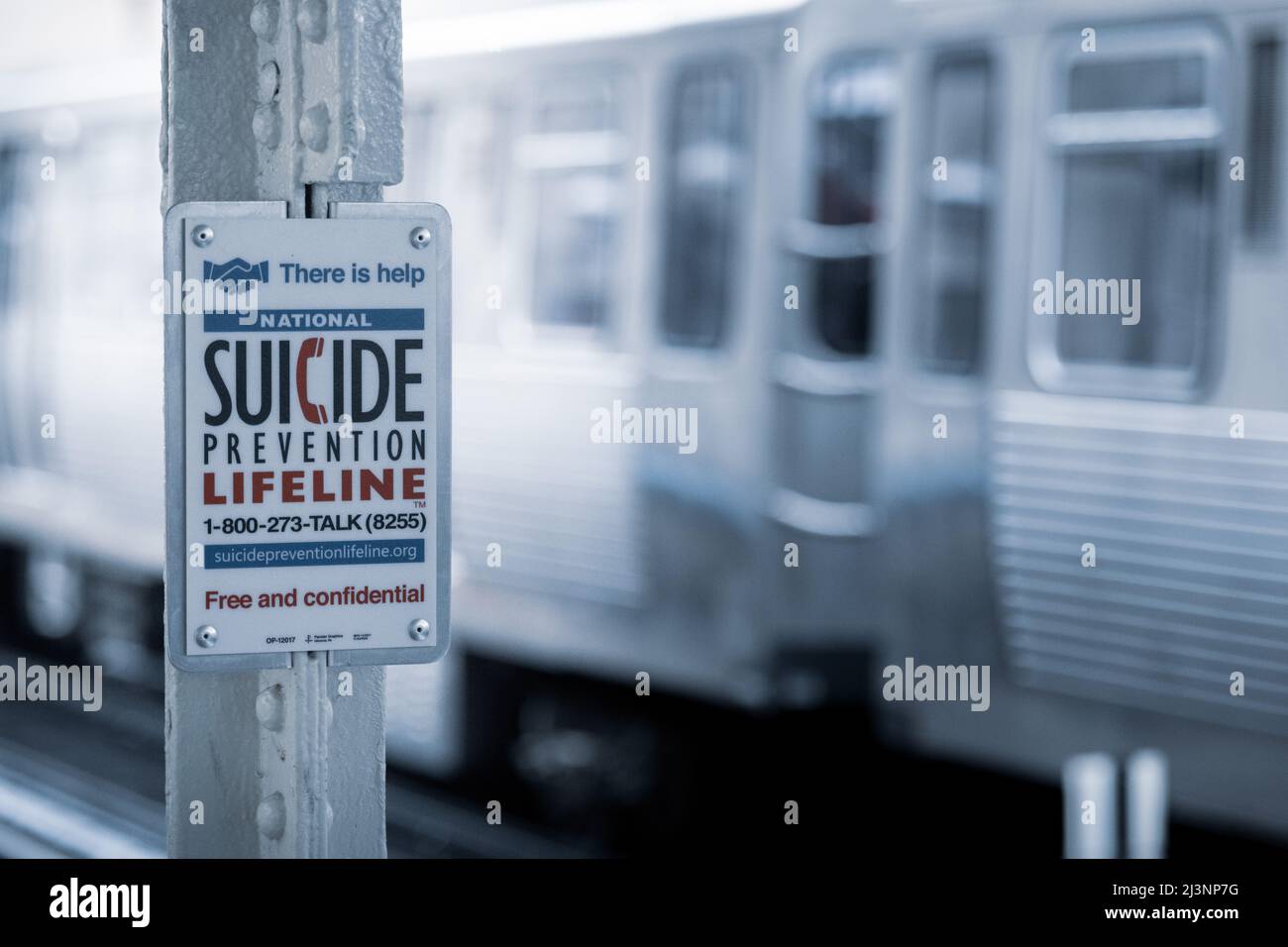 Chicago, Illinois, Stati Uniti d'America : 10 Ottobre 2018 : Mondo prevenzione dei suicidi giorno - prevenzione dei suicidi nella stazione della metropolitana. Assistenza in materia di salute mentale del concetto. - Ima Foto Stock