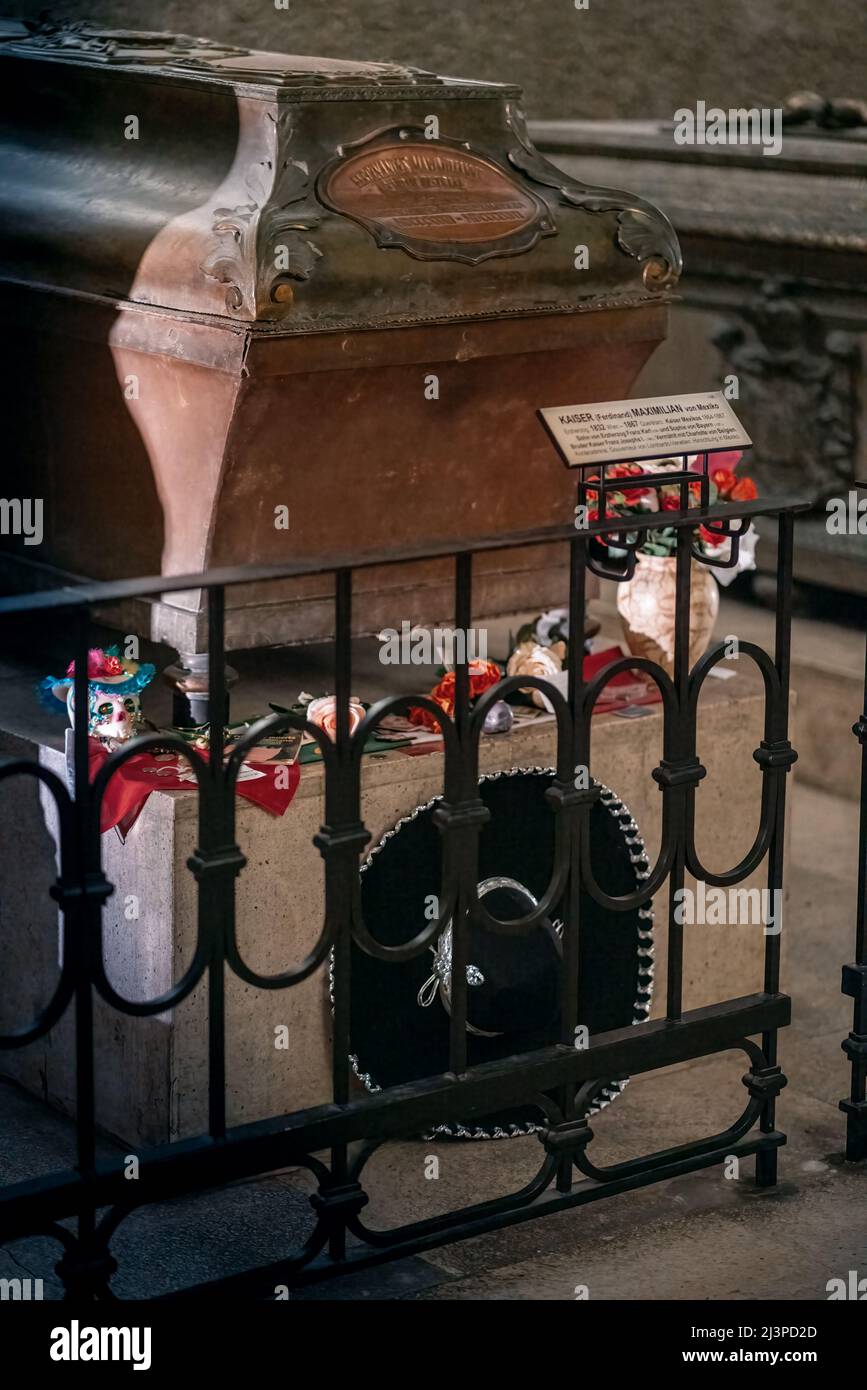 Maximilian di Messico sarcofago alla volta imperiale della sepoltura, la cripta della dinastia degli Asburgo - Vienna, Austria Foto Stock