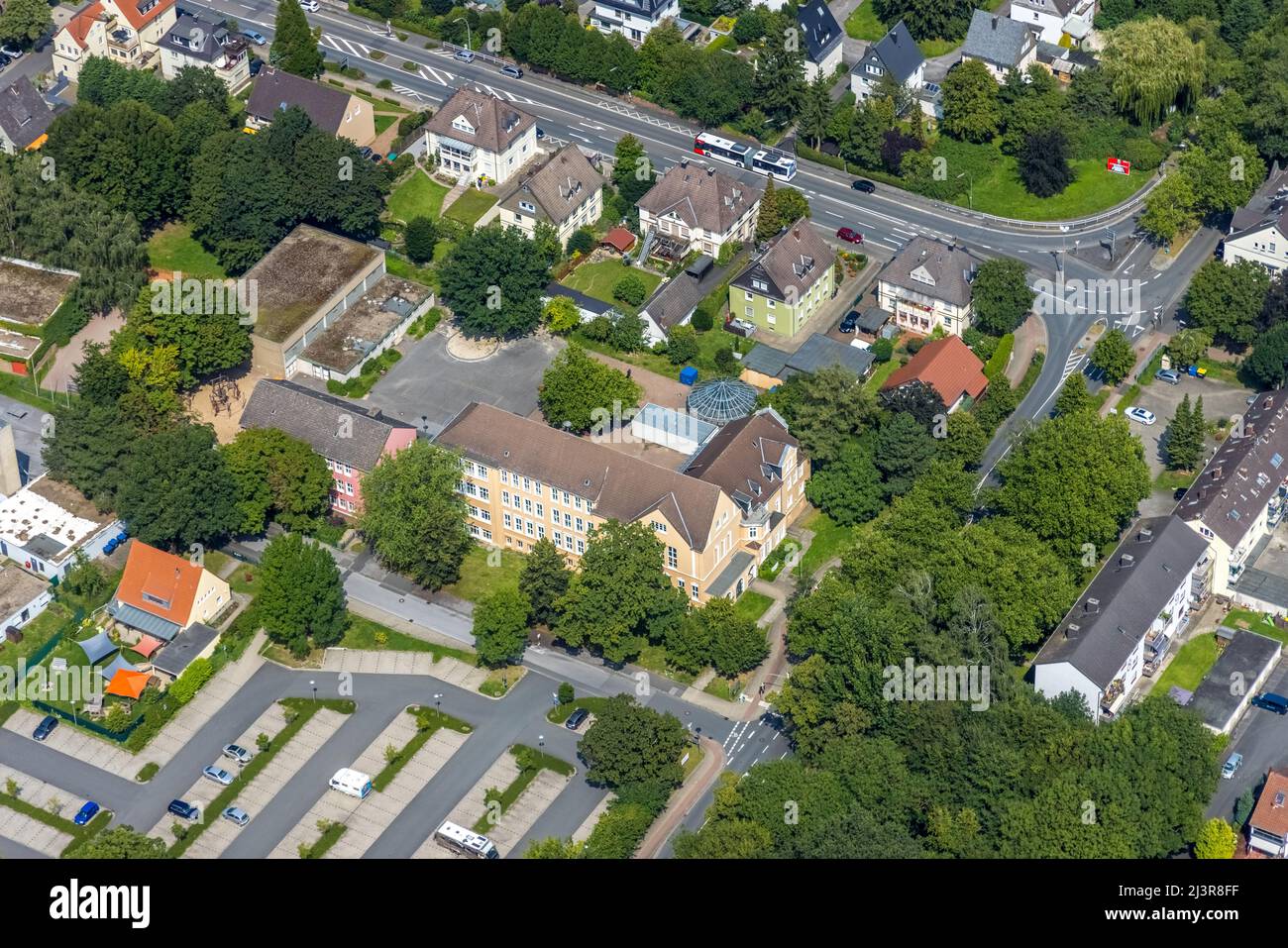 Vista aerea, Scuola Diesterweg nel distretto di Kolonie Tannenberg, Kamen, zona della Ruhr, Renania settentrionale-Vestfalia, Germania, Luftbild, Diesterwegschule im Foto Stock