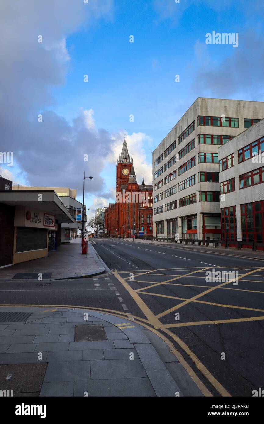 Edificio in mattoni rossi dell'Università di Liverpool Foto Stock