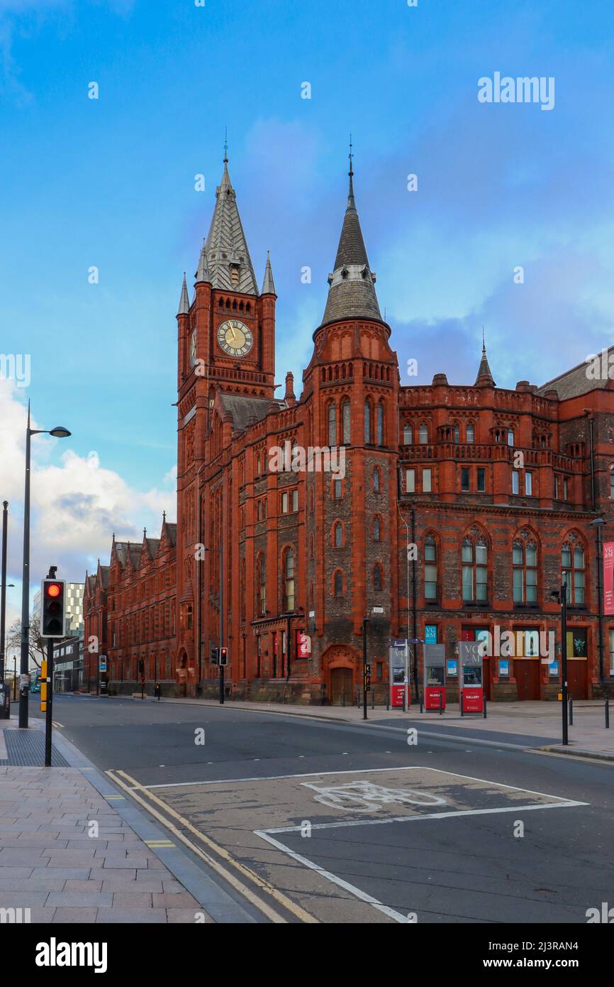 Edificio in mattoni rossi dell'Università di Liverpool Foto Stock