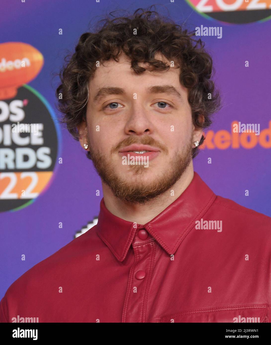 Los Angeles, Stati Uniti. 09th Apr 2022. Jack Harlow arriva al 2022 Nickelodeon Kid's Choice Awards, che si tiene presso il Barker Hangar di Santa Monica, CA sabato 9 aprile 2022. (Foto di Sthanlee B. Mirador/Sipa USA) Credit: Sipa USA/Alamy Live News Foto Stock