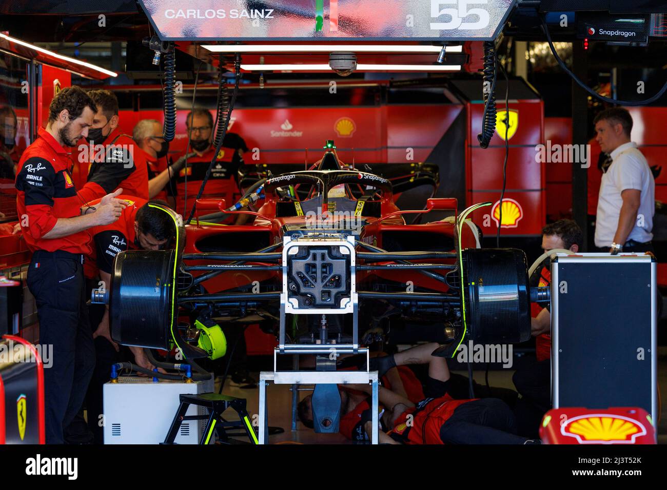 Albert Park, Melbourne, Australia. 10th Apr 2022. FIA Formula 1 Gran Premio d'Australia, Race Day: Scuderia Ferrari guidata da Carlos Sainz Jr alla Formula australiana 1 Grandprix Credit: Action Plus Sports/Alamy Live News Foto Stock