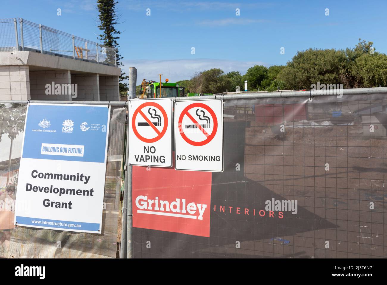 Su un cantiere di costruzione a Long Reef Sydney, NSW, Australia, non sono ammessi vapori e non fumare Foto Stock