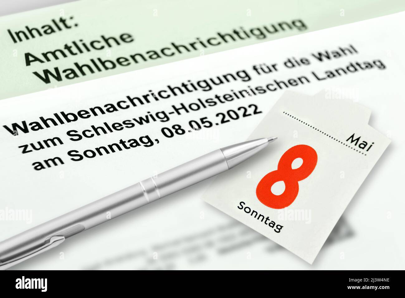Tedesco elezioni regionali ufficiali informazioni e notifica nello Schleswig-Holstein Domenica 8 2022 maggio Foto Stock