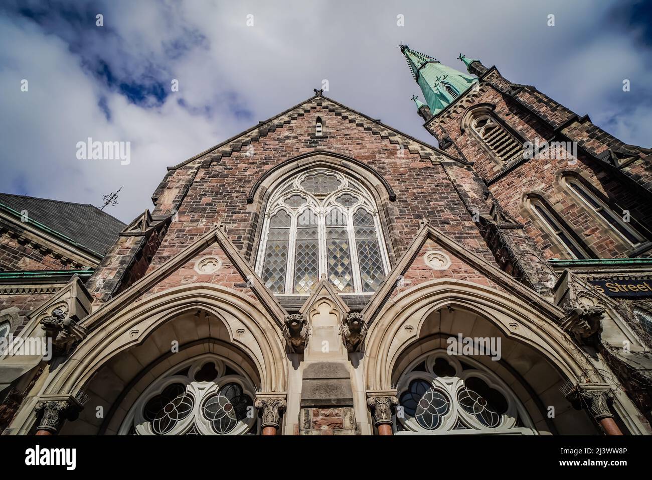 La Jarvis Street Baptist Church è una chiesa Battista situata all'incrocio tra Gerrard Street e Jarvis Street nel centro di Toronto. Uno dei o Foto Stock