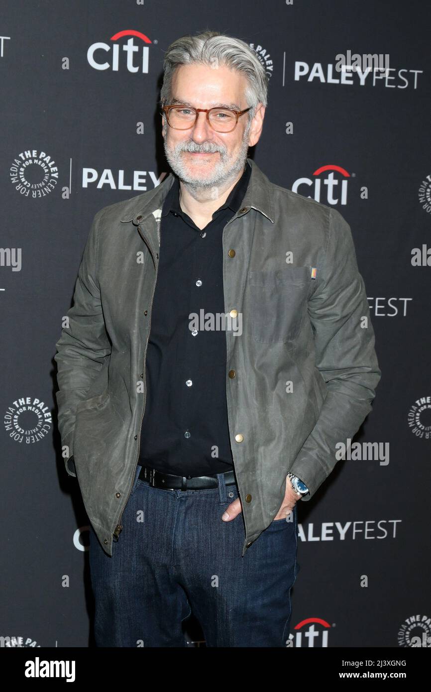 9 aprile 2022, Los Angeles, CA, USA: LOS ANGELES - Apr 9: Peter Gould al PaleyFEST 2022 - Better Call Saul al Dolby Theatre il 9 aprile 2022 a Los Angeles, CA (Credit Image: © Kay Blake/ZUMA Press Wire) Foto Stock