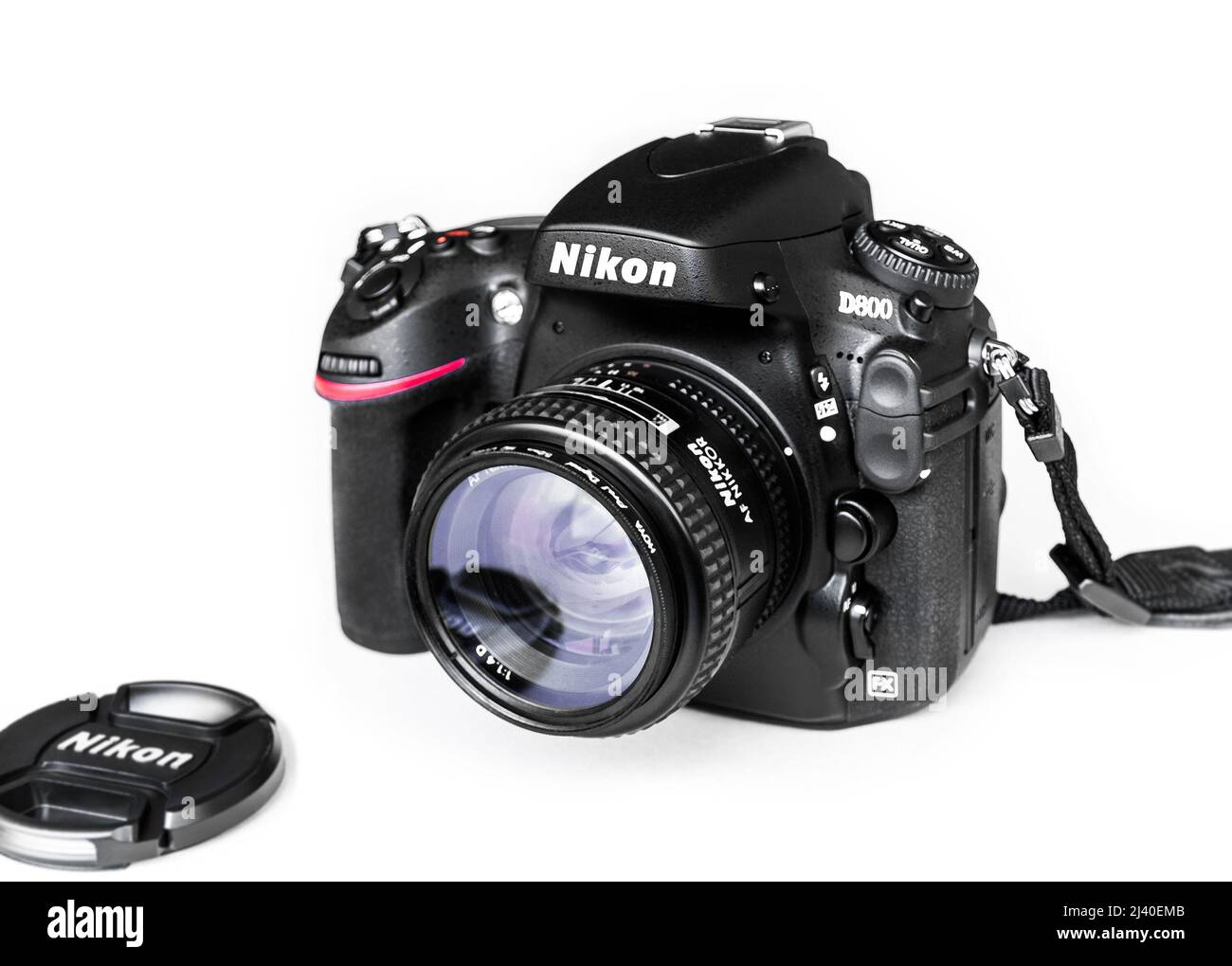 Fotocamera Nikon D800 + Nikkor 50mm kit sul bianco Foto Stock