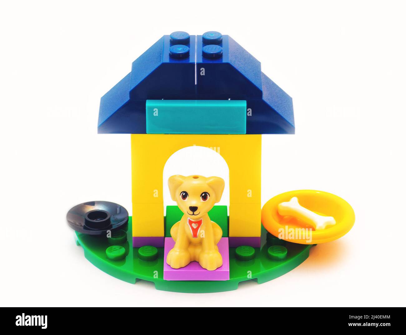 2021: LEGO costruttore serie Friends. Doghouse Foto Stock