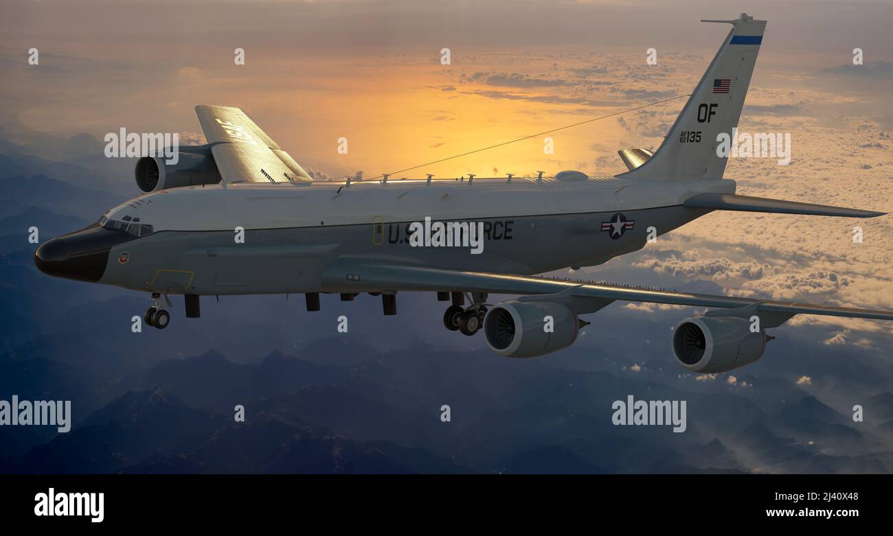 Boeing RC-135 - velivolo ricognitore americano progettato per la ricognizione fotografica ed elettronica. Foto Stock