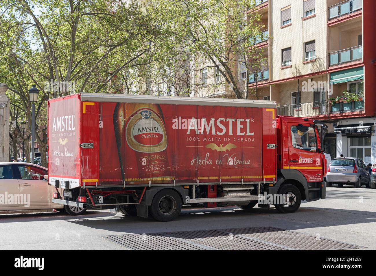 VALENCIA, SPAGNA - 07 APRILE 2022: Amstel è una birreria olandese fondata nel 1870, di proprietà di Heineken International dal 1968 Foto Stock