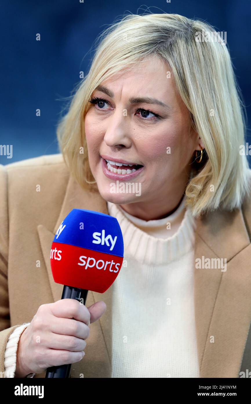 KELLY CATES, PRESENTATORE DI SKY SPORTS, 2022 Foto Stock