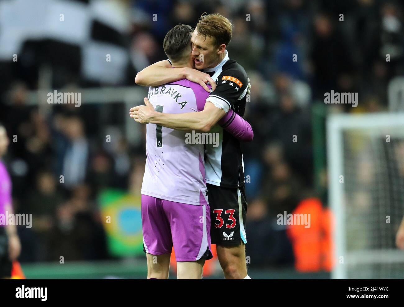 MARTIN DUBRAVKA, DAN BURN, NEWCASTLE UNITED FC V WOLVERHAMPTON WANDERERS FC, 2022 Foto Stock