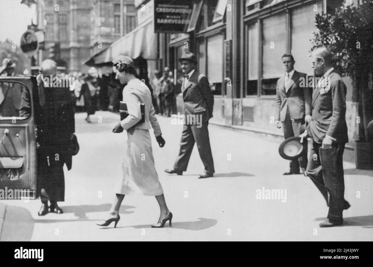 Duca e Duchessa di Windsor scene prima del 1940. Luglio 12, 1937. (Foto della stampante associata). Foto Stock