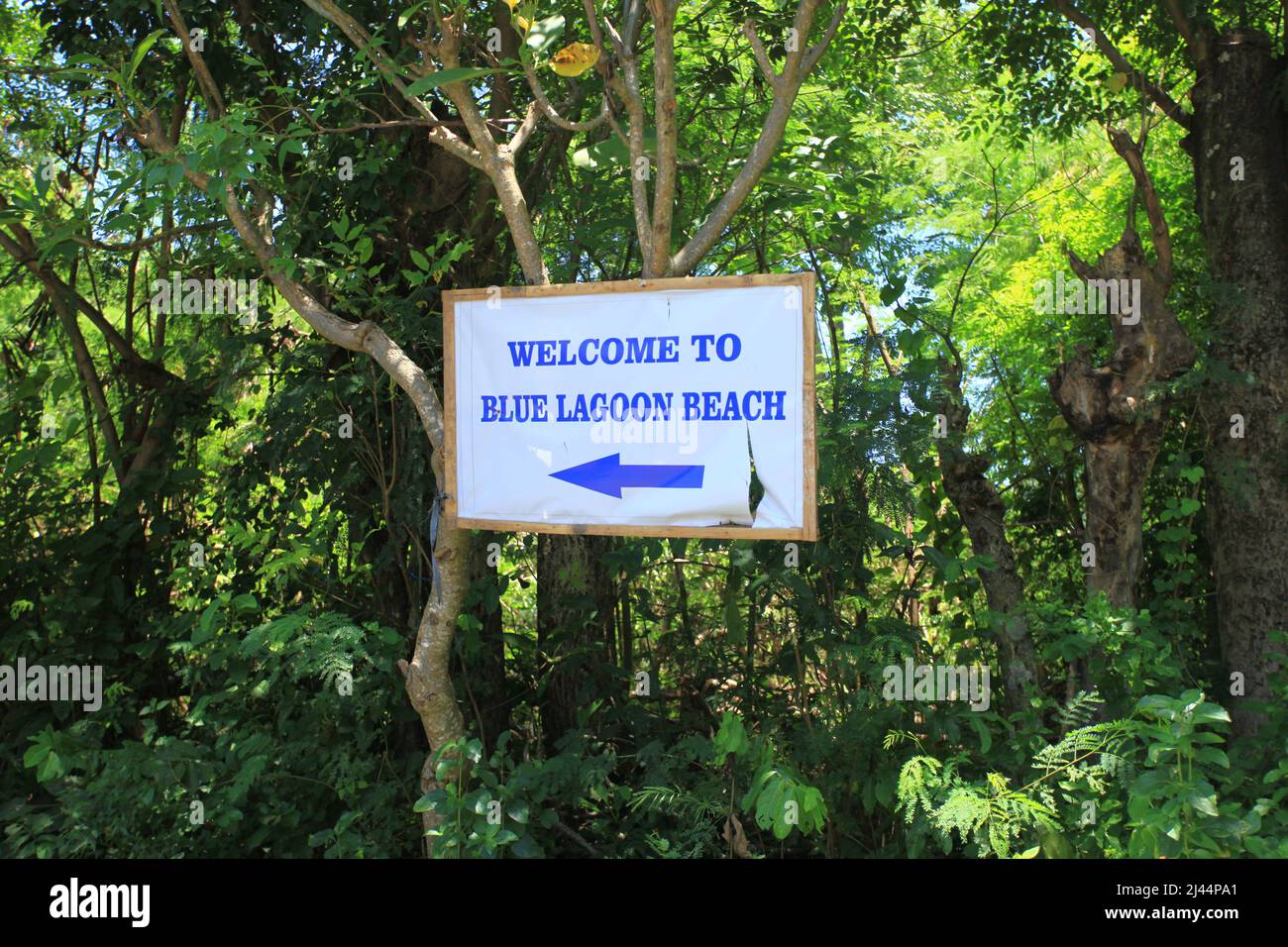 Blue Lagoon Beach a Padangbai, costa orientale di Bali, Indonesia conosciuta per lo snorkeling e le immersioni subacquee. Foto Stock