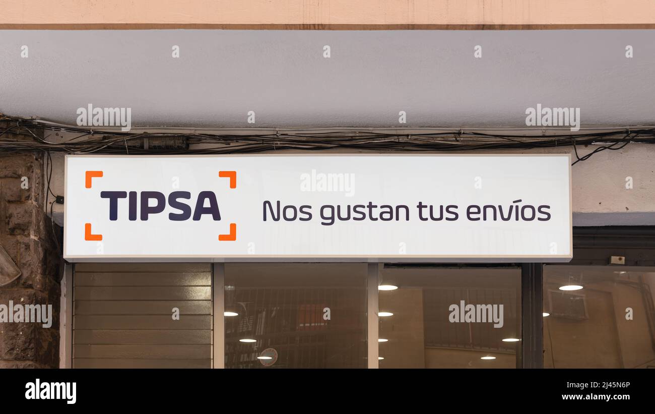 VALENCIA, SPAGNA - 07 APRILE 2022: Tipsa è una società di logistica spagnola Foto Stock