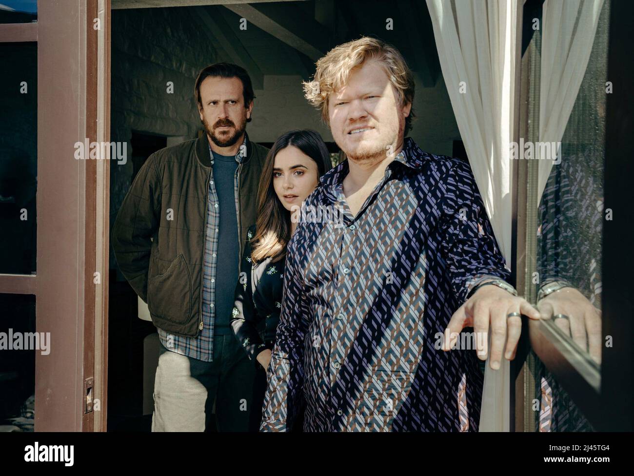 JESSE PLEMONS, JASON SEGEL e LILY COLLINS in WINDFALL (2022), diretto da CHARLIE MCDOWELL. Credit: Mutressa Movies / Album Foto Stock