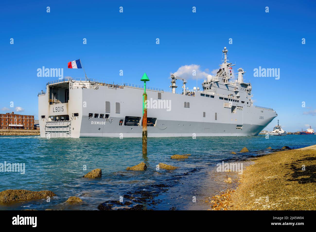 FS Dixmude (L9015) è una nave d'assalto anfibio di classe Mistral della Nationale Marina Francese, aprile 2022. Foto Stock