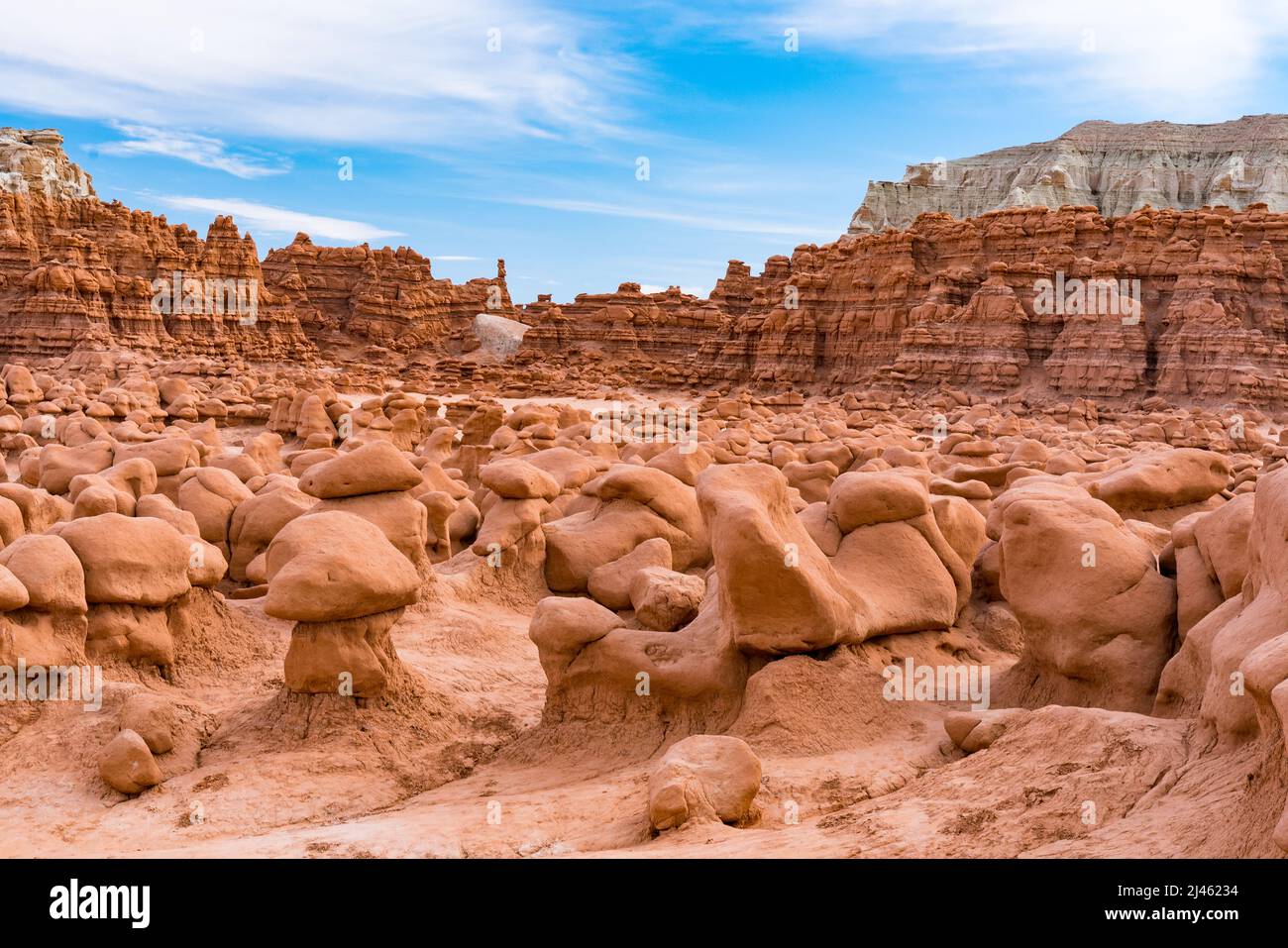Incredibili formazioni rocciose Hoodoo al Goblin Valley state Park nello Utah Foto Stock