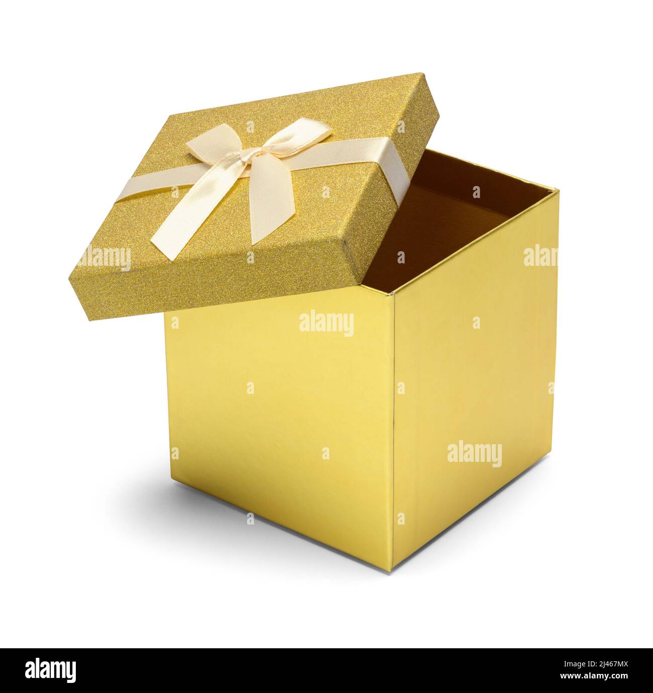 Piccola scatola regalo in oro con apertura del coperchio. Foto Stock