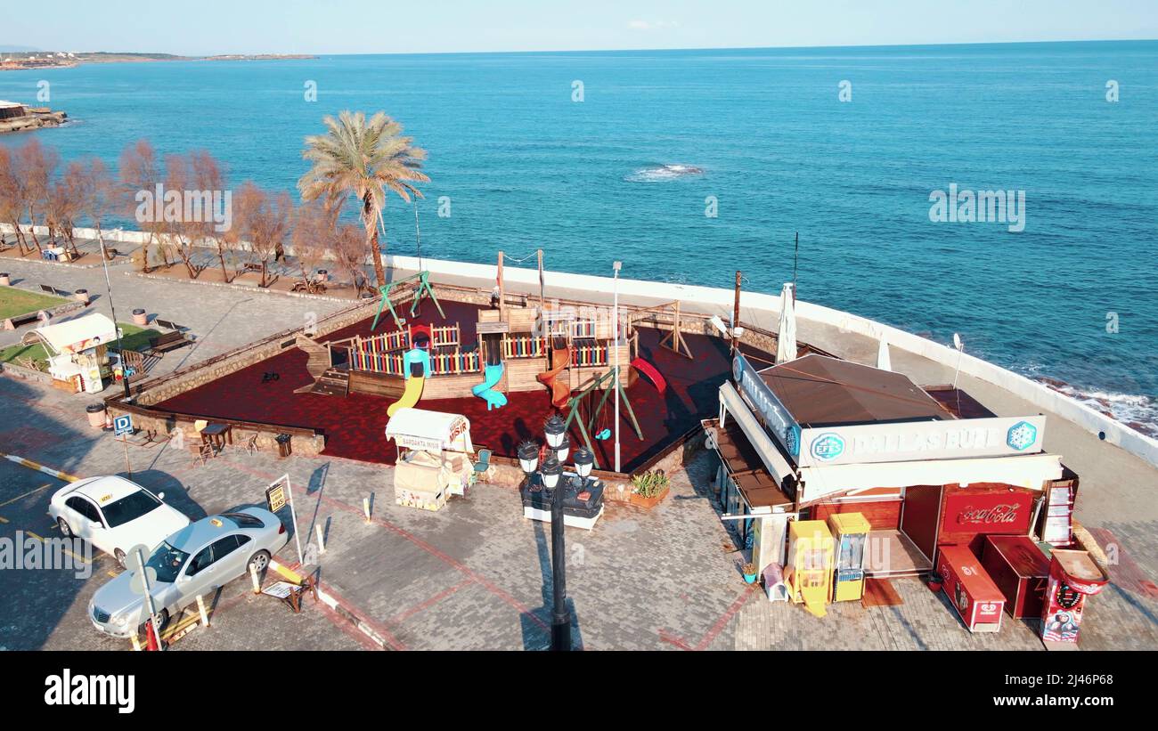Kyrenia Castello edificio medievale e storico porto vecchio a Kyrenia, Nord Cipro Foto Stock