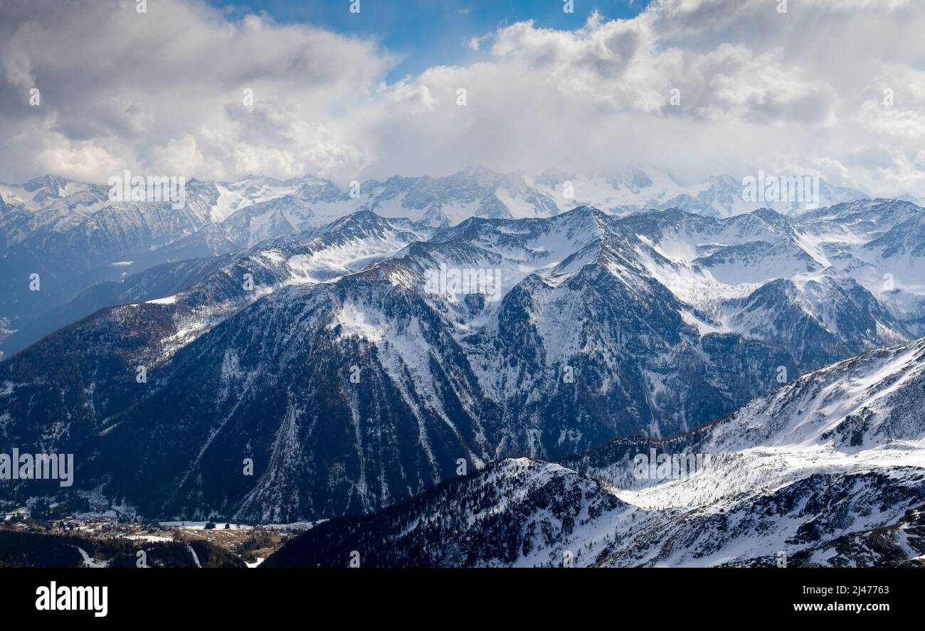 Val di Sole Pejo 3000, località sciistica di Pejo fonti, Parco Nazionale dello Stelvio, Trentino, Alpi Italia. Foto Stock