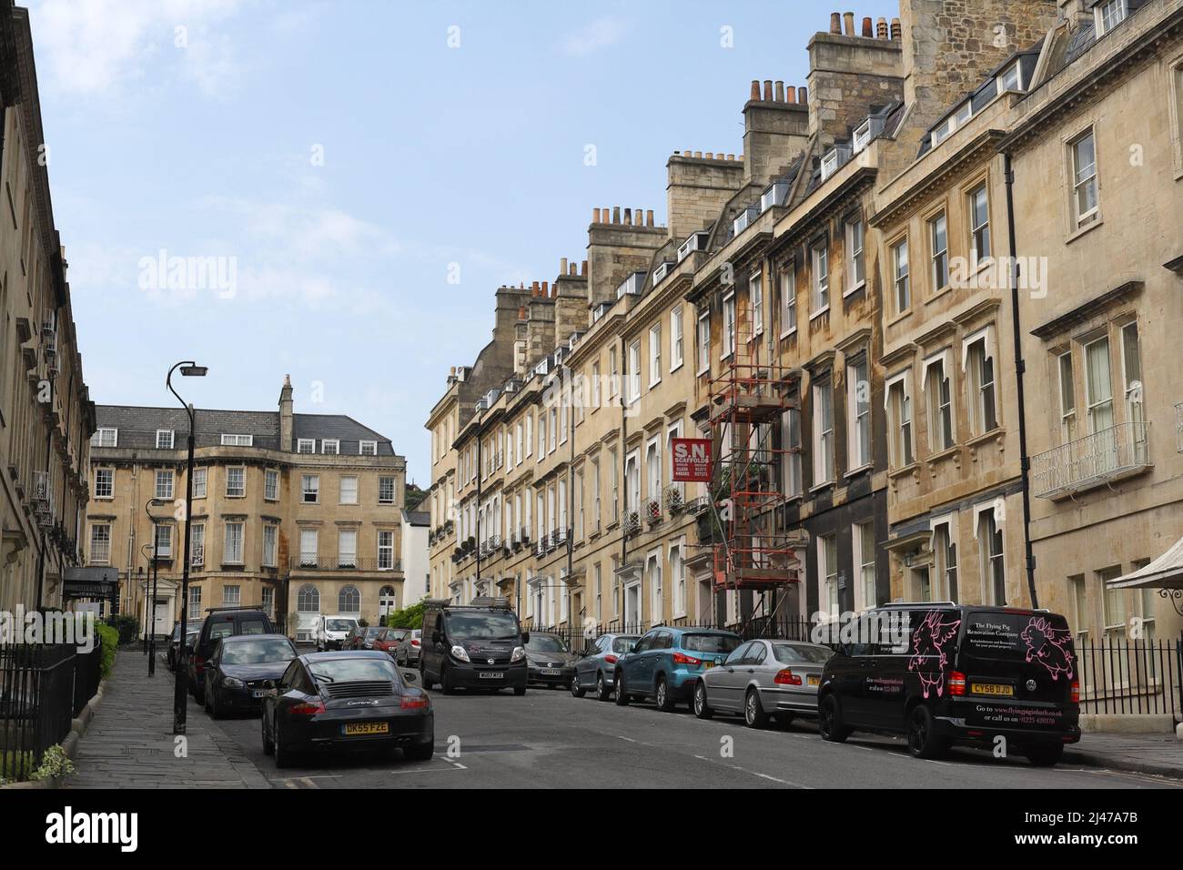 Edifici georgiani, case su Russell Street, Bath Inghilterra Regno Unito. Inglese, residenze in stile georgiano, vista sulla strada Foto Stock