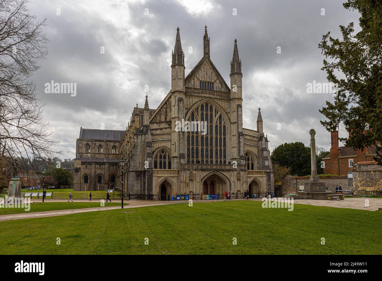 Foto della famosissima Winchester Cathedral in Hampshire Inghilterra . Foto Stock