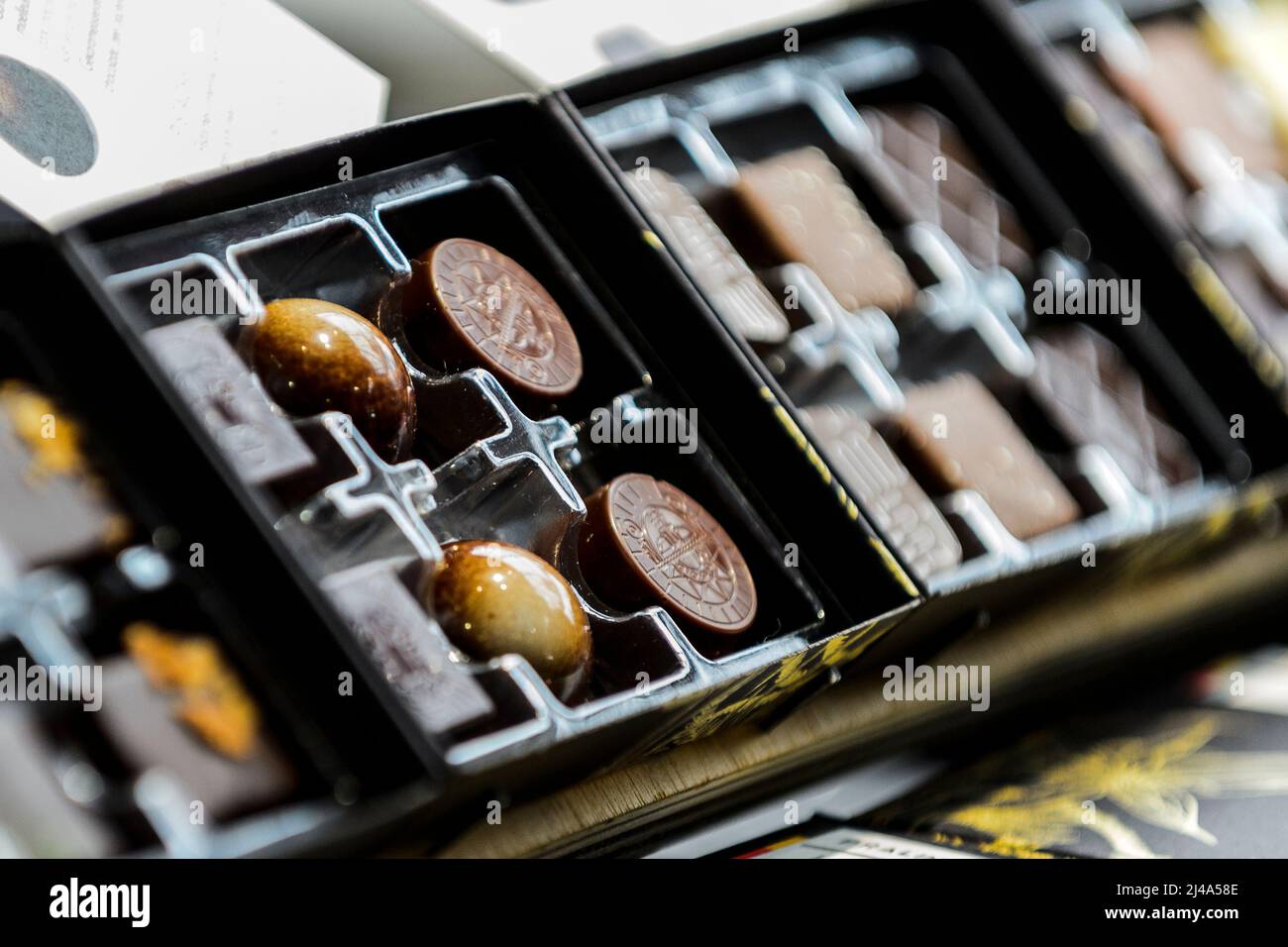 Chocolat confection et vente Chocolate ricetta, confezione e vendita Foto Stock