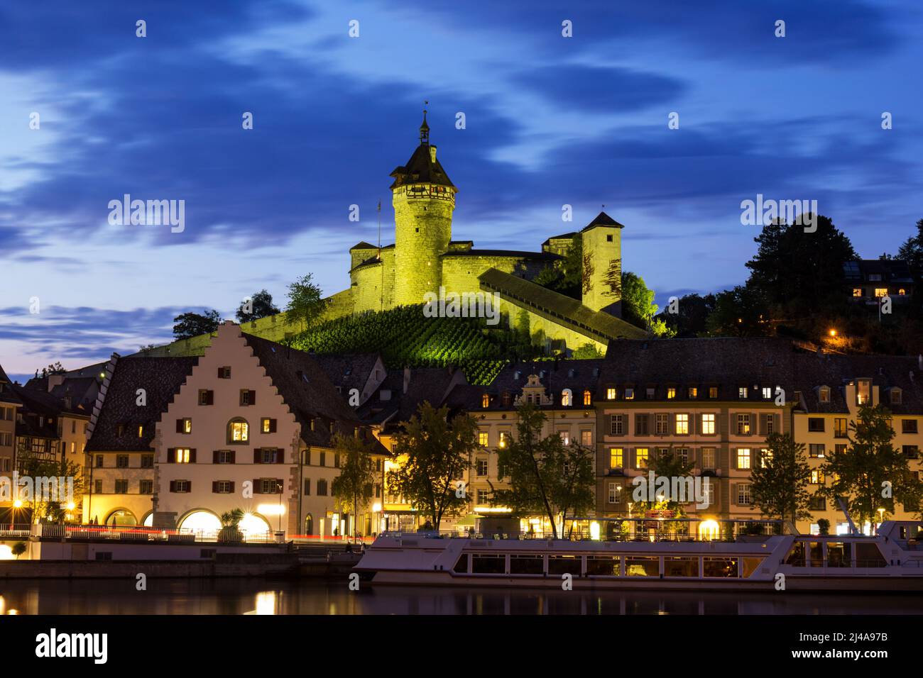 La fortezza medievale Munot in serata, Sciaffusa, Svizzera Foto Stock