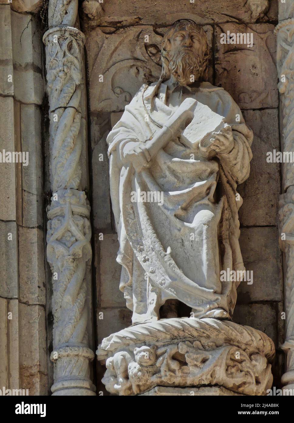 Alcuni dettagli architettonici del monastero di Jerónimos sono uno degli esempi più importanti dello stile architettonico manuelino portoghese di Lisbona. Foto Stock