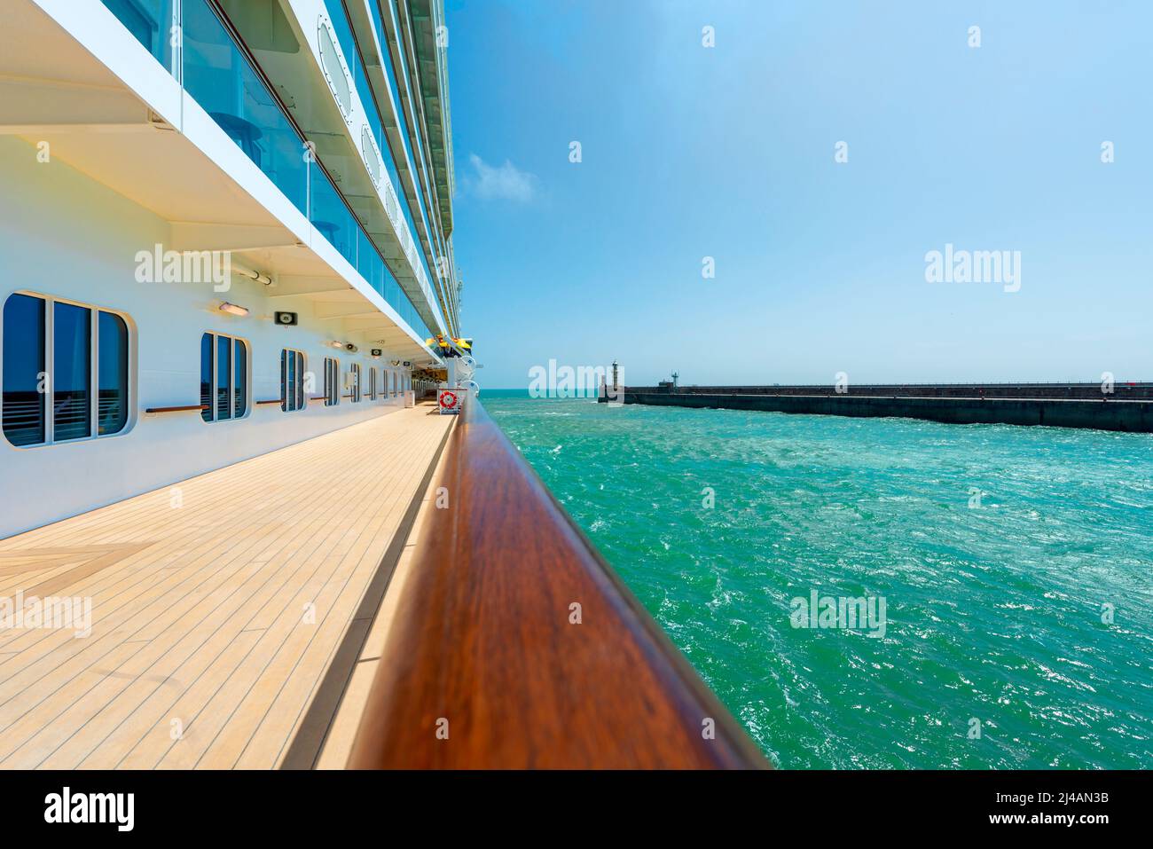Spirit of Discovery è una nave da crociera britannica gestita da Saga Cruises. Foto Stock