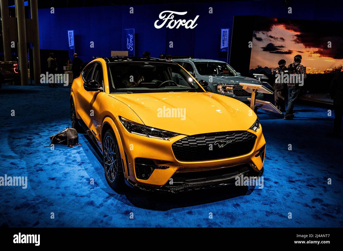 New York, Stati Uniti 13th Apr, 2022. 13 aprile 2022 - New York, NY, Stati Uniti: La Ford Mustang Mach-e GT 2021 al New York International Auto Show. (Foto di Michael Brochstein/Sipa USA) Credit: Sipa USA/Alamy Live News Foto Stock