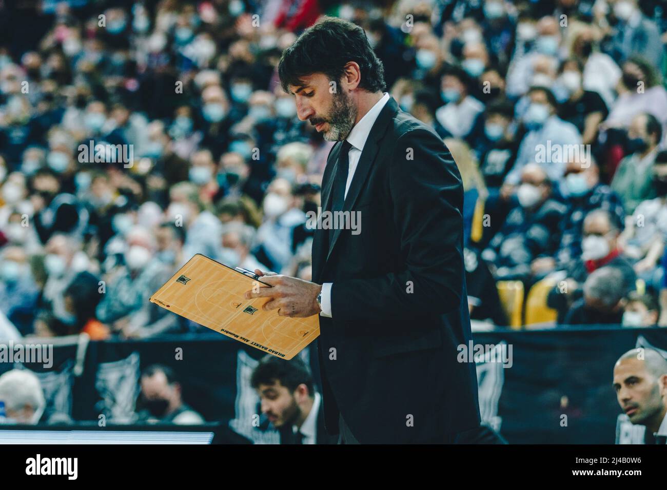 Bilbao, Paesi Baschi, SPAGNA. 13th Apr 2022. Alex Mumbru durante la partita Liga ACB tra il Basket Surne Bilbao e il Real Madrid alla Miribilla Bilbao Arena. (Credit Image: © Edu del Fresno/ZUMA Press Wire) Foto Stock