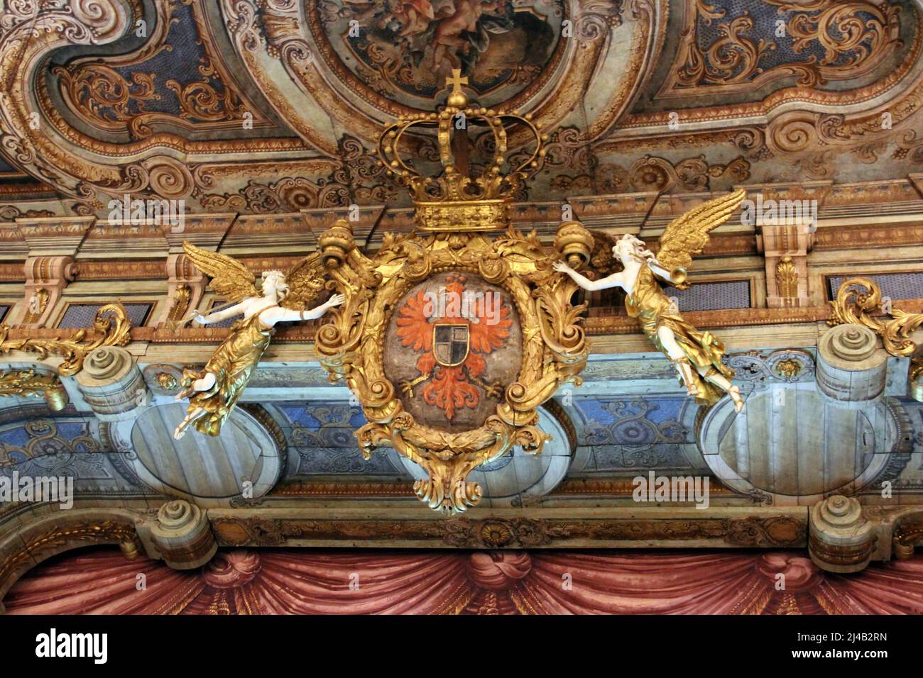 Teatro dell'Opera Margravial, teatro dell'opera barocco del 18th, con interni sontuosi, dettagli della decorazione del palcoscenico, Bayreuth, Germania Foto Stock