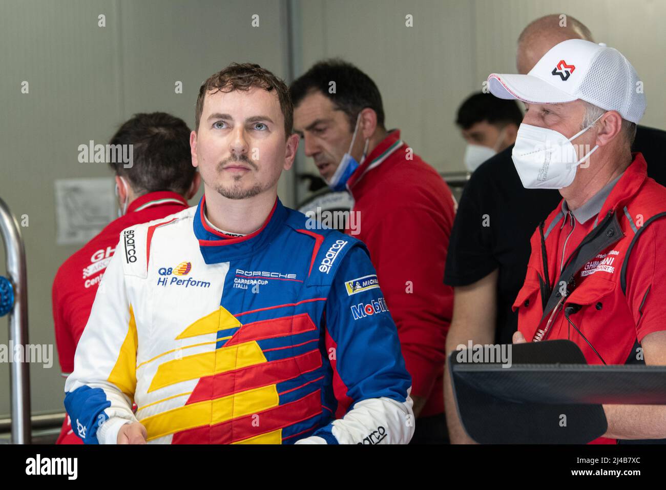 Monza, Italia. 13 aprile 2022. Jorge Lorenzo nr 8 Team Q8 Hi-esibirsi al circuito di Monza per il test Porsche Carrera Cup Italia 2022. Credit: Damiano Fiorentini/Alamy Live News Foto Stock