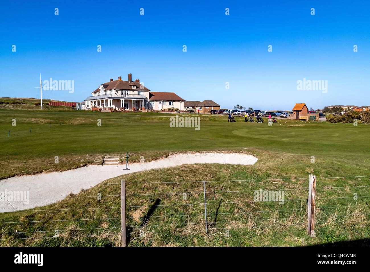 Sheringham Golf Course visto dal treno che costeggia la North Norfolk Railway - la linea Poppy verso Holt, East Anglia, Inghilterra, Regno Unito Foto Stock