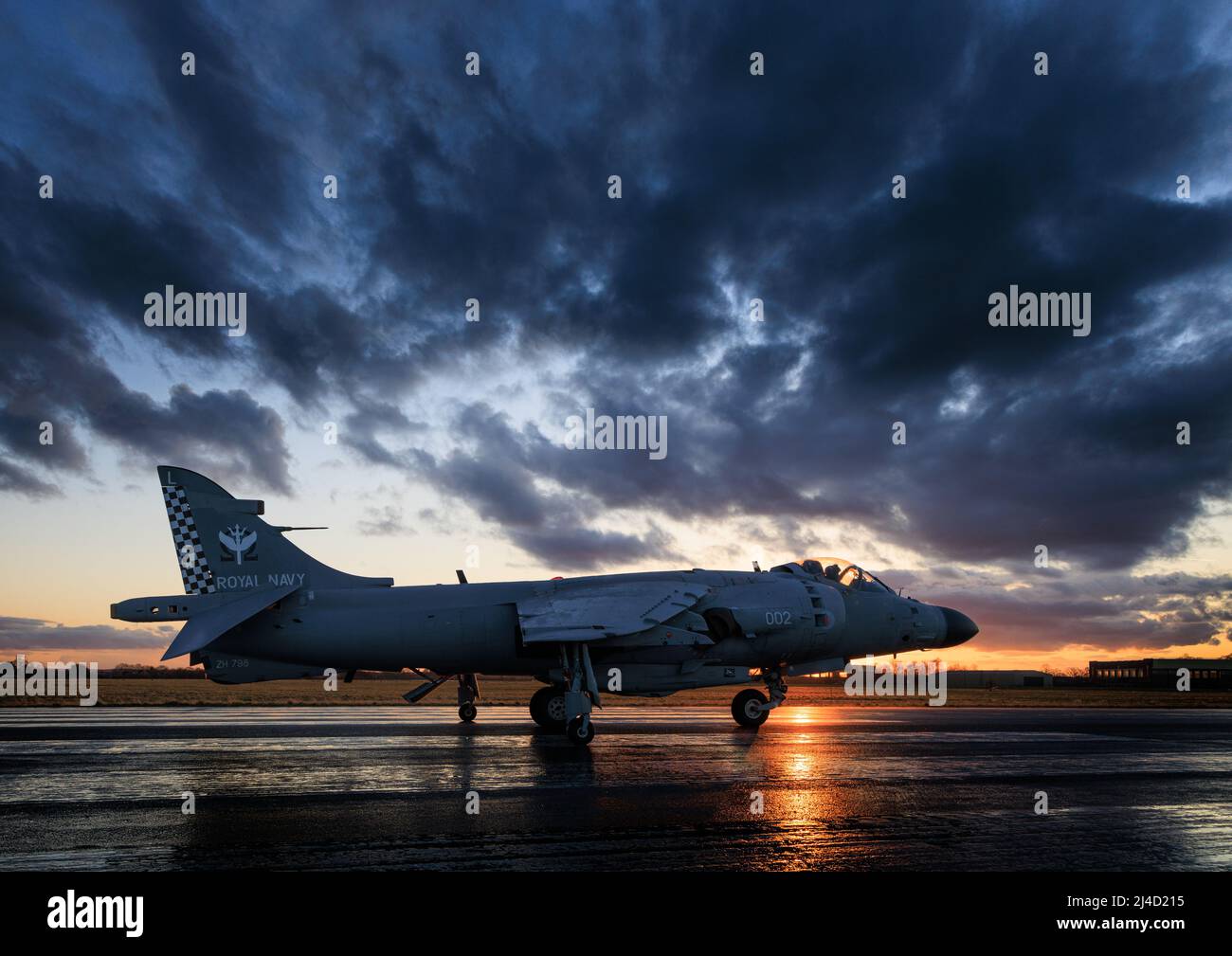 Ex Royal Navy Sea Harrier FA2 alla RAF Church Fenton, Yorkshire, Regno Unito Foto Stock