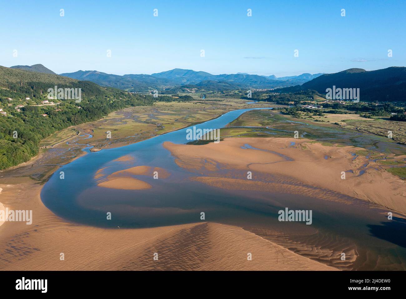 Riserva della biosfera dell'estuario di Urdaibai, estuario del fiume Oka, regione di Gernika-Lumo, provincia di Biscay, Paesi Baschi, Spagna Foto Stock