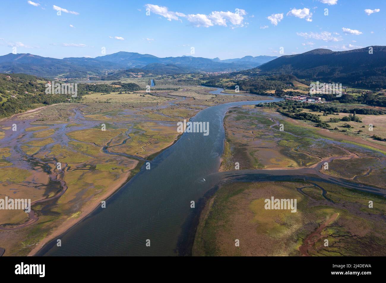 Riserva della biosfera dell'estuario di Urdaibai, estuario del fiume Oka, regione di Gernika-Lumo, provincia di Biscay, Paesi Baschi, Spagna Foto Stock