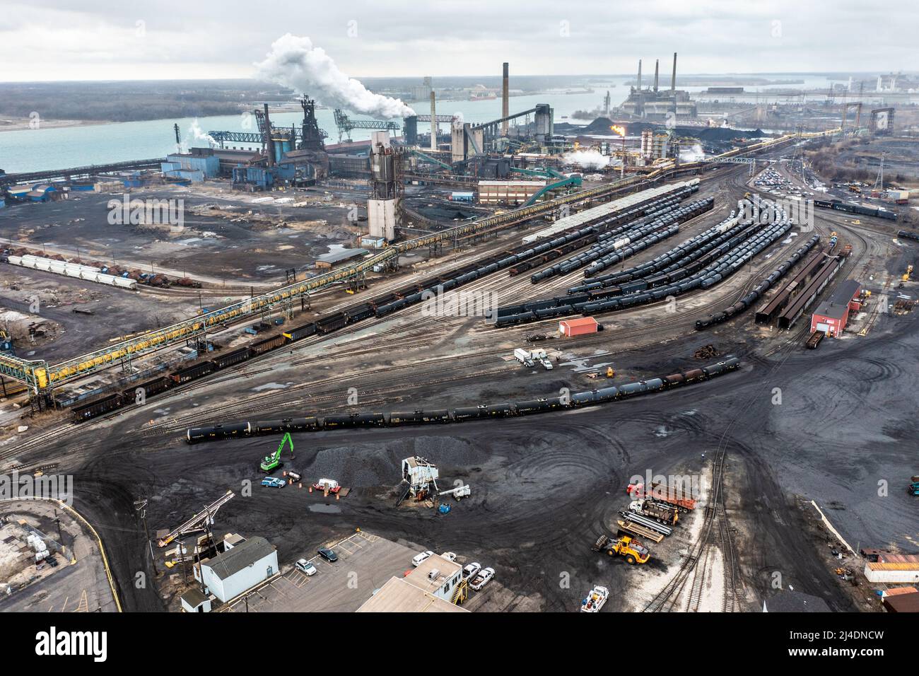 Carbone EES coke Battery, che produce coke metallurgico per l'industria automobilistica, Zug Island, Detroit, MI, USA Foto Stock