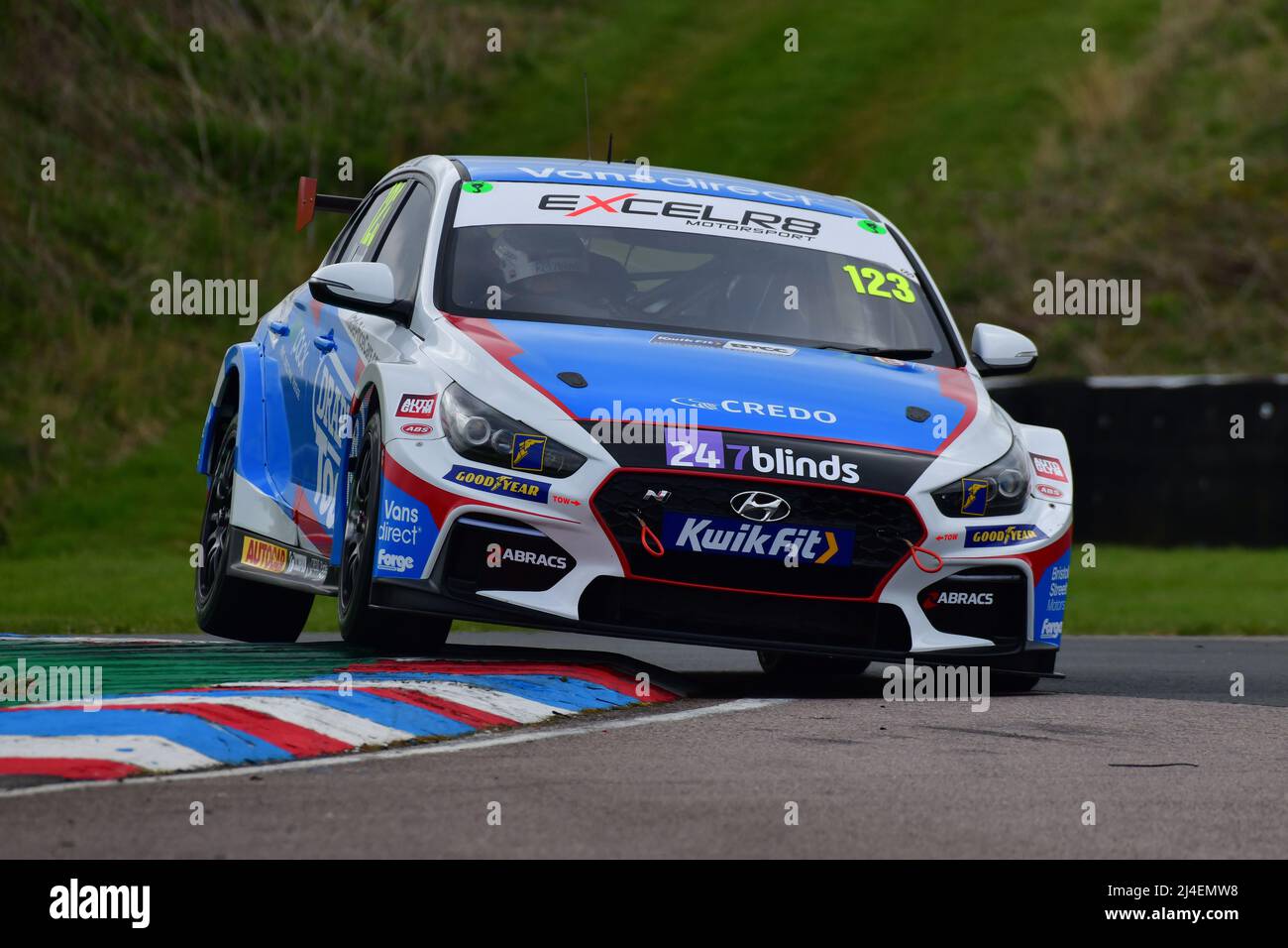 Daniel Lloyd, Hyundai i30N, Btcc torna in azione in preparazione per la stagione di gara 2022, Btcc, British Touring Car Championship, Launch Day A. Foto Stock