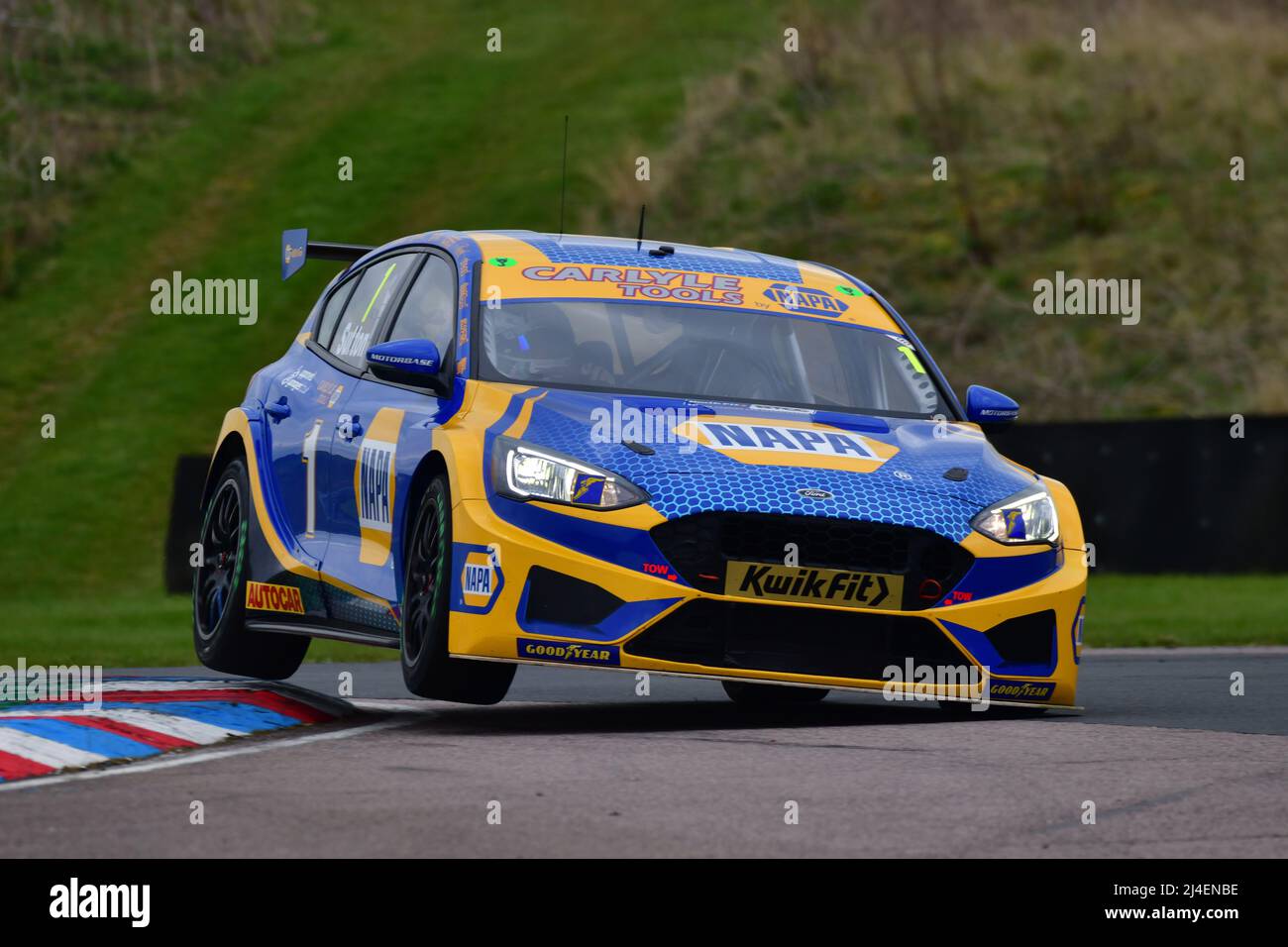 Ash Sutton, Ford Focus ST, Btcc torna in azione in preparazione per la stagione di gara 2022, Btcc, British Touring Car Championship, Launch Day AN Foto Stock