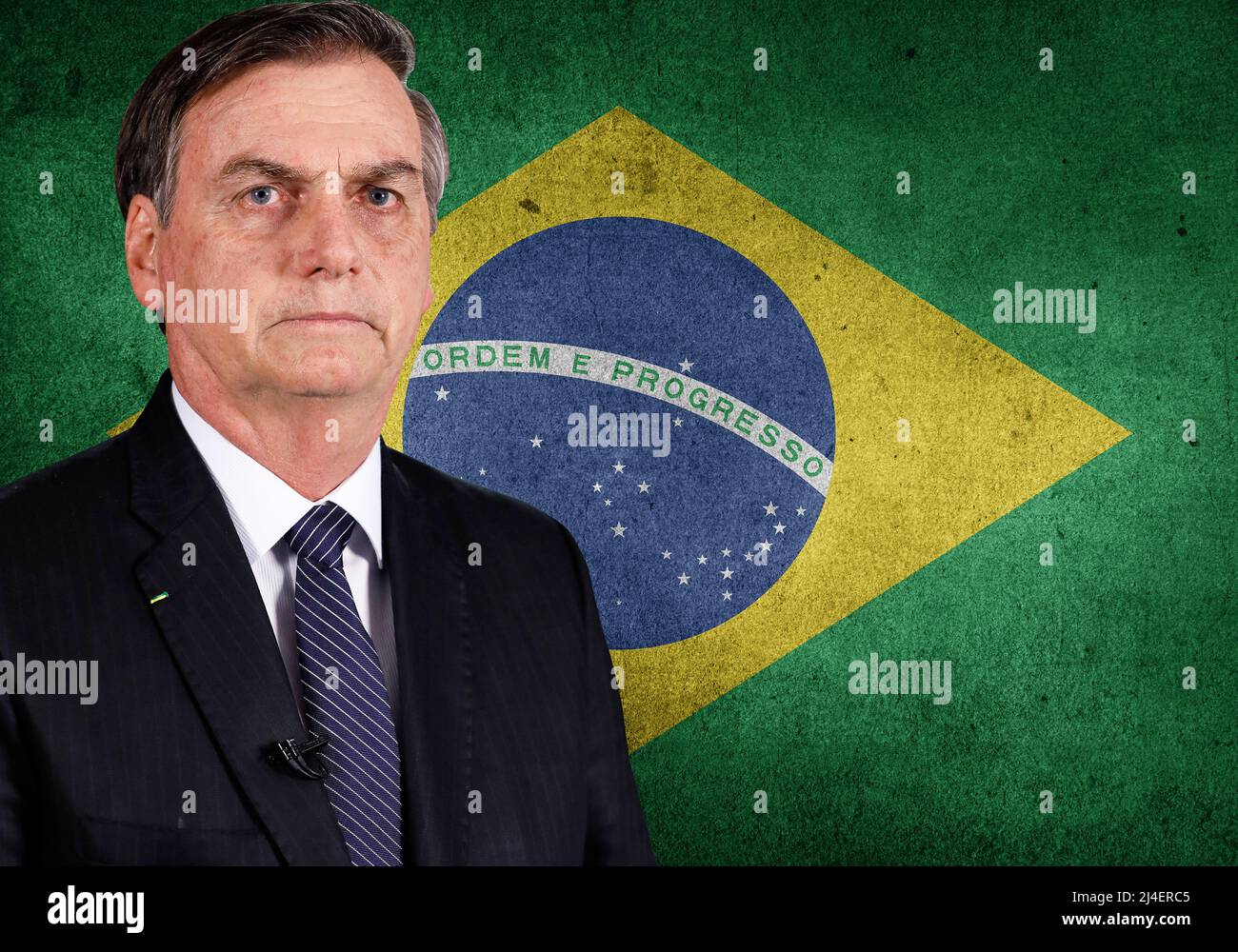 Jair Bolsonaro e la bandiera del Brasile Foto Stock