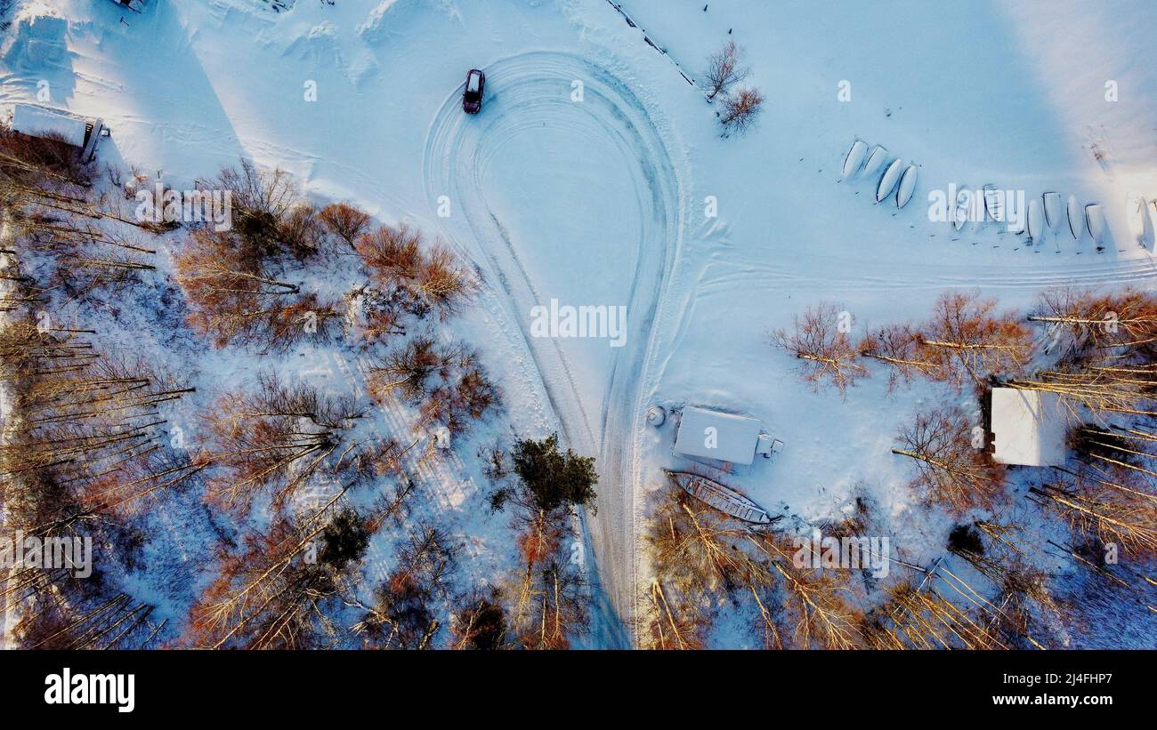 Lavikanlahti a Savitaipal al Lago Saimaa il 1 gennaio girato con un drone a mezzogiorno Foto Stock