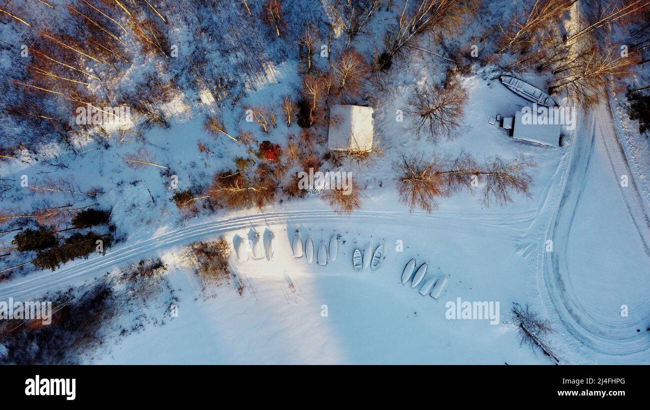 Lavikanlahti a Savitaipal al Lago Saimaa il 1 gennaio girato con un drone a mezzogiorno Foto Stock