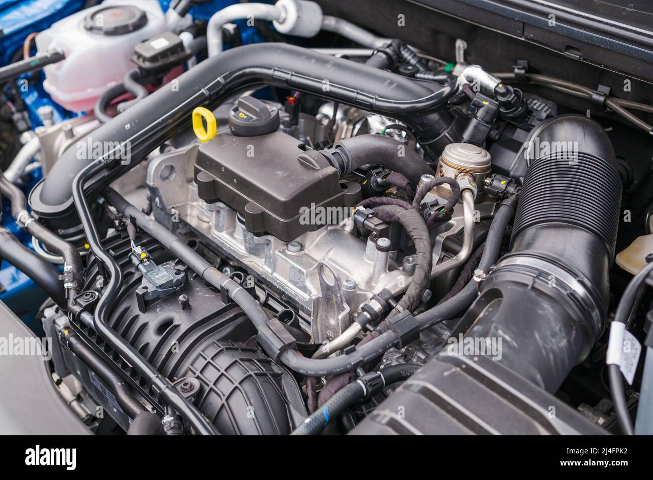 Vano motore di un'automobile moderna, riparazione o servise di automobile  Foto stock - Alamy