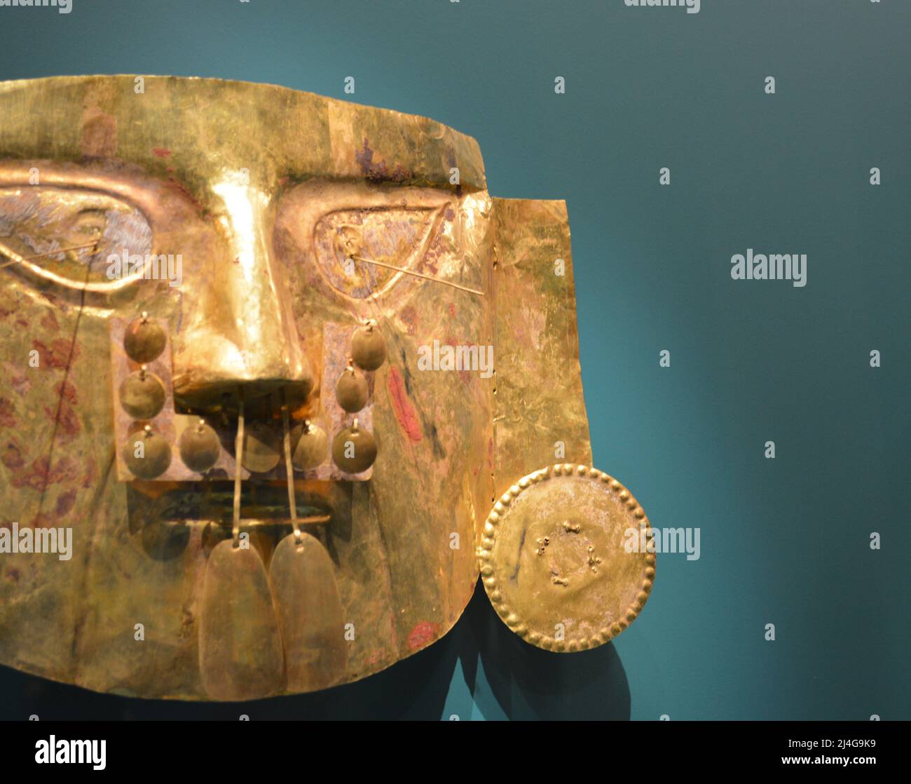 Maschera d'oro Sican, Tomba i Huaca loro, Batan Grande Peru, Museo delle Belle Arti di Houston Foto Stock