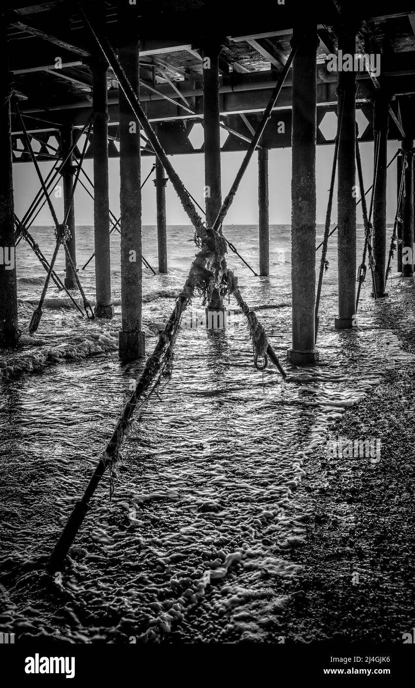South Parade Pier, Southsea in una giornata di lustro. Foto Stock